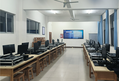 工學(xué)院電氣系嵌入式實(shí)驗(yàn)室建成，推動(dòng)軟硬件技術(shù)創(chuàng)新發(fā)展